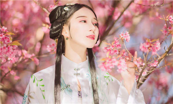 定日供卵试管婴儿：助您实现家庭梦想的科学方案